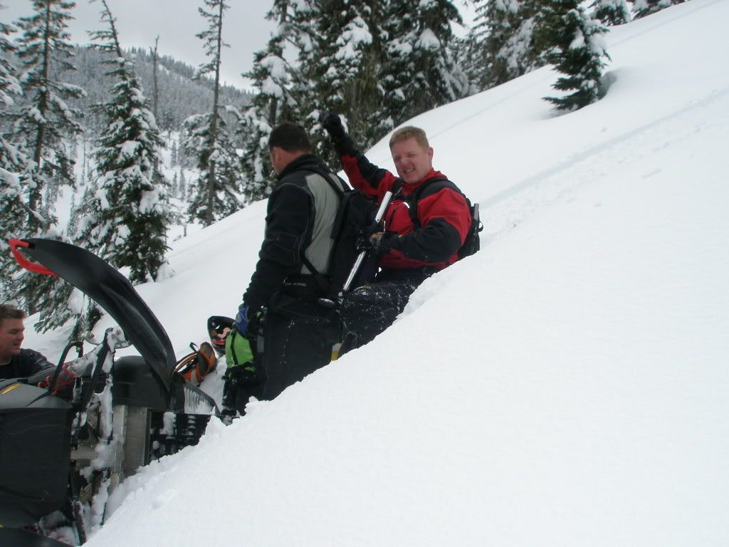 Snowmobiling018.jpg