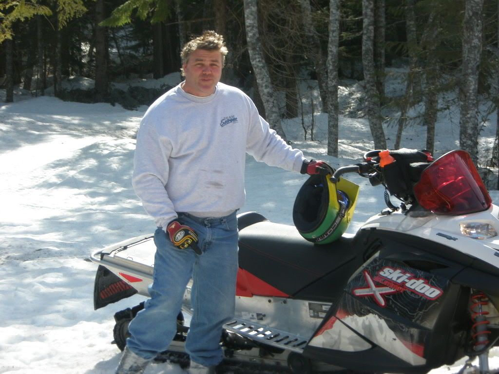 Snowmobiling070.jpg