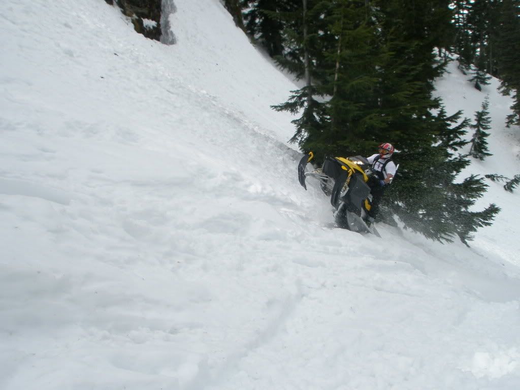 Snowmobiling087.jpg