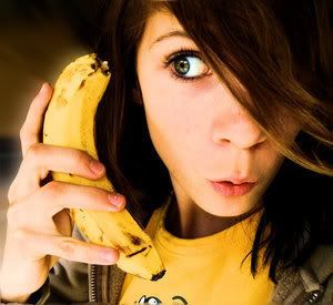 http://i263.photobucket.com/albums/ii122/cheeeyxx/photography/banana.jpg