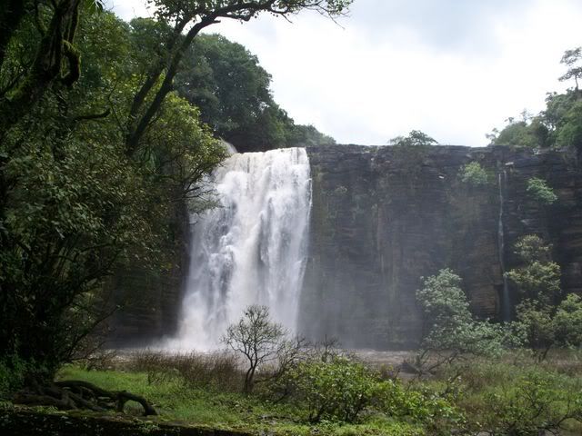 Download this Lofoi Falls Katanga picture