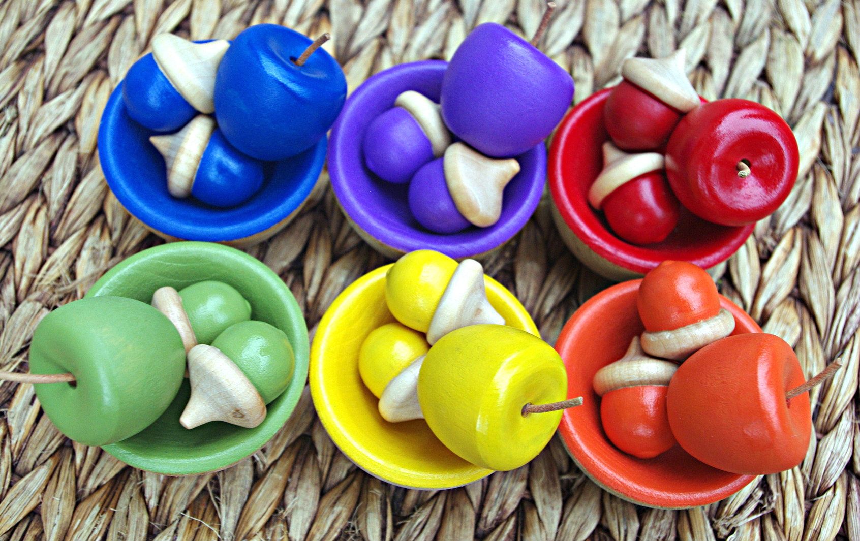 NEW Waldorf Toy ACORN and APPLE Color Learning/Sorting Game NEW Waldorf Toy ACORN and APPLE Color Learning/Sorting Game