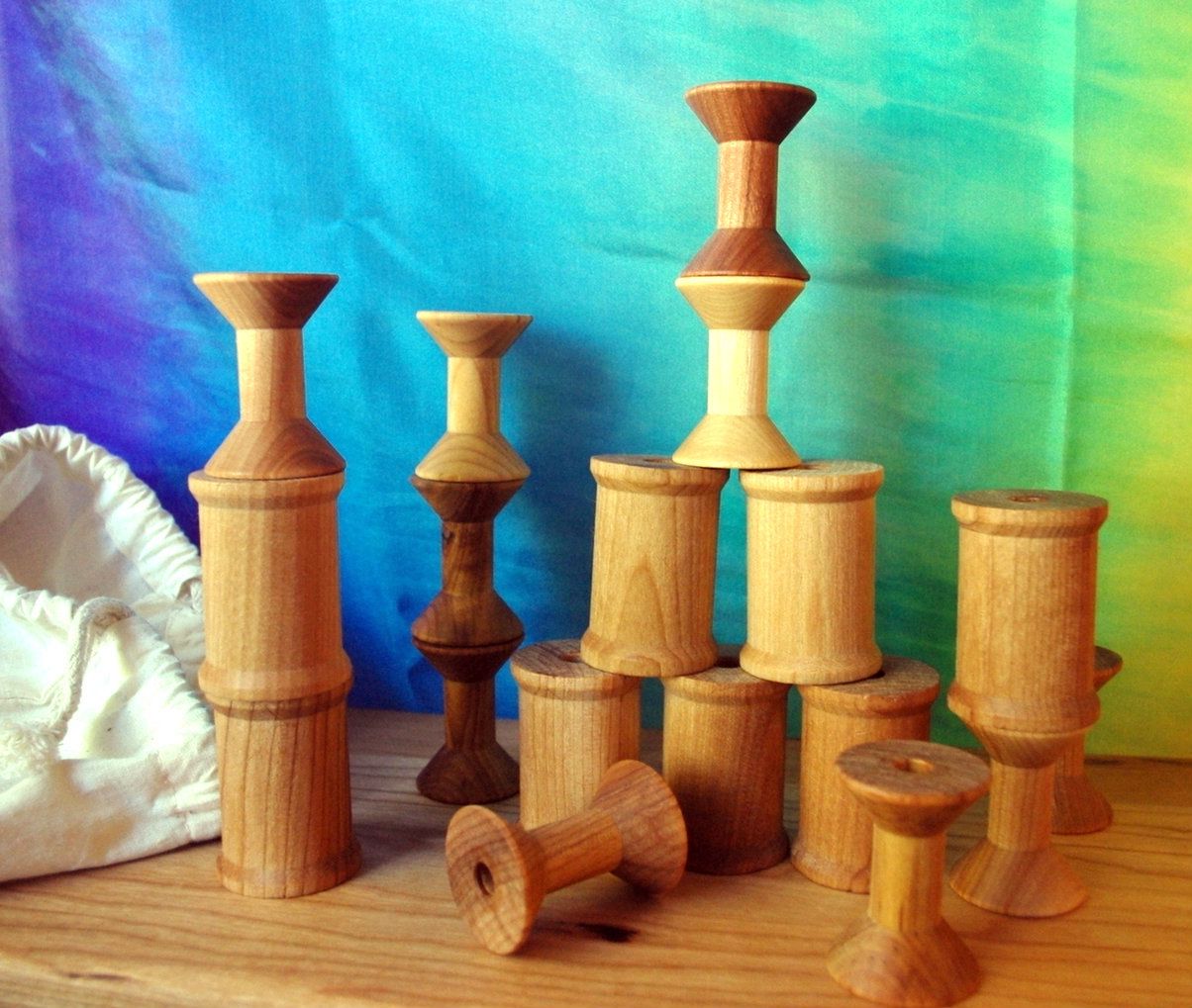 NEW Wooden Spool Waldorf Toy Building Set NEW Wooden Spool Waldorf Toy Building Set