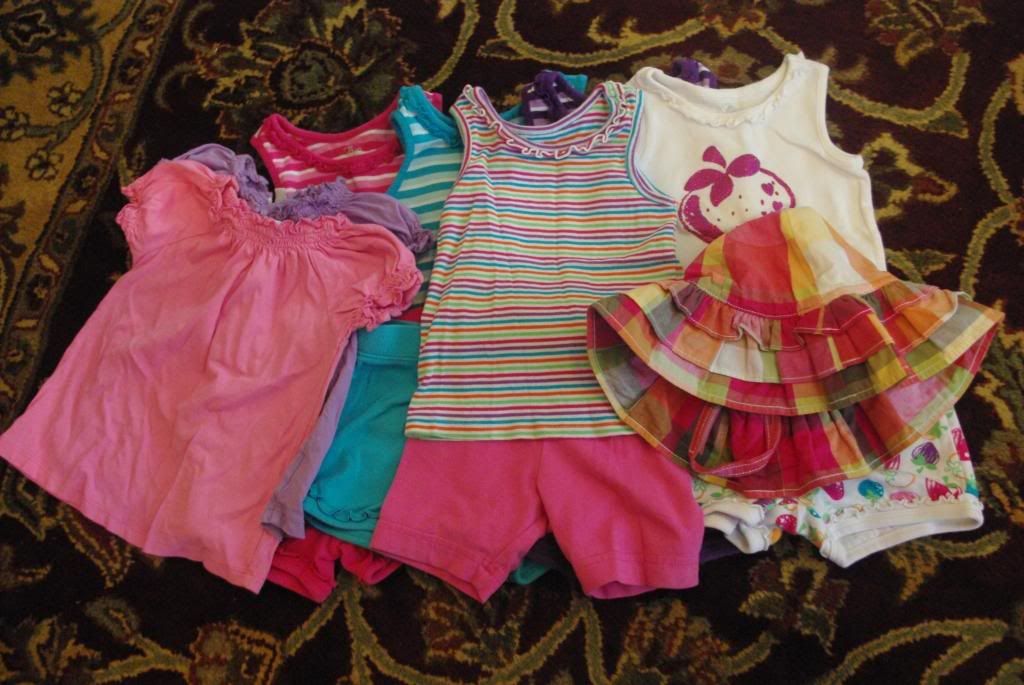 LOT of EUC Summer Clothes Girls 18-24 LOT of EUC Summer Clothes Girls 18-24