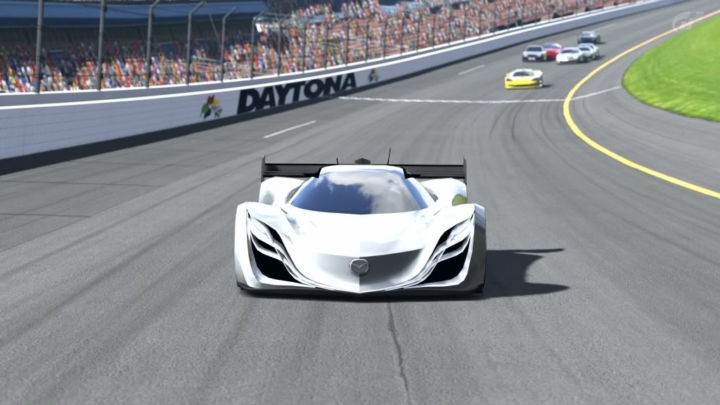 Superspeedway-Daytona_1.jpg