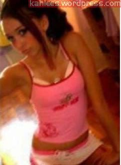 miley_cyrus_skimpy_pajamas.jpg
