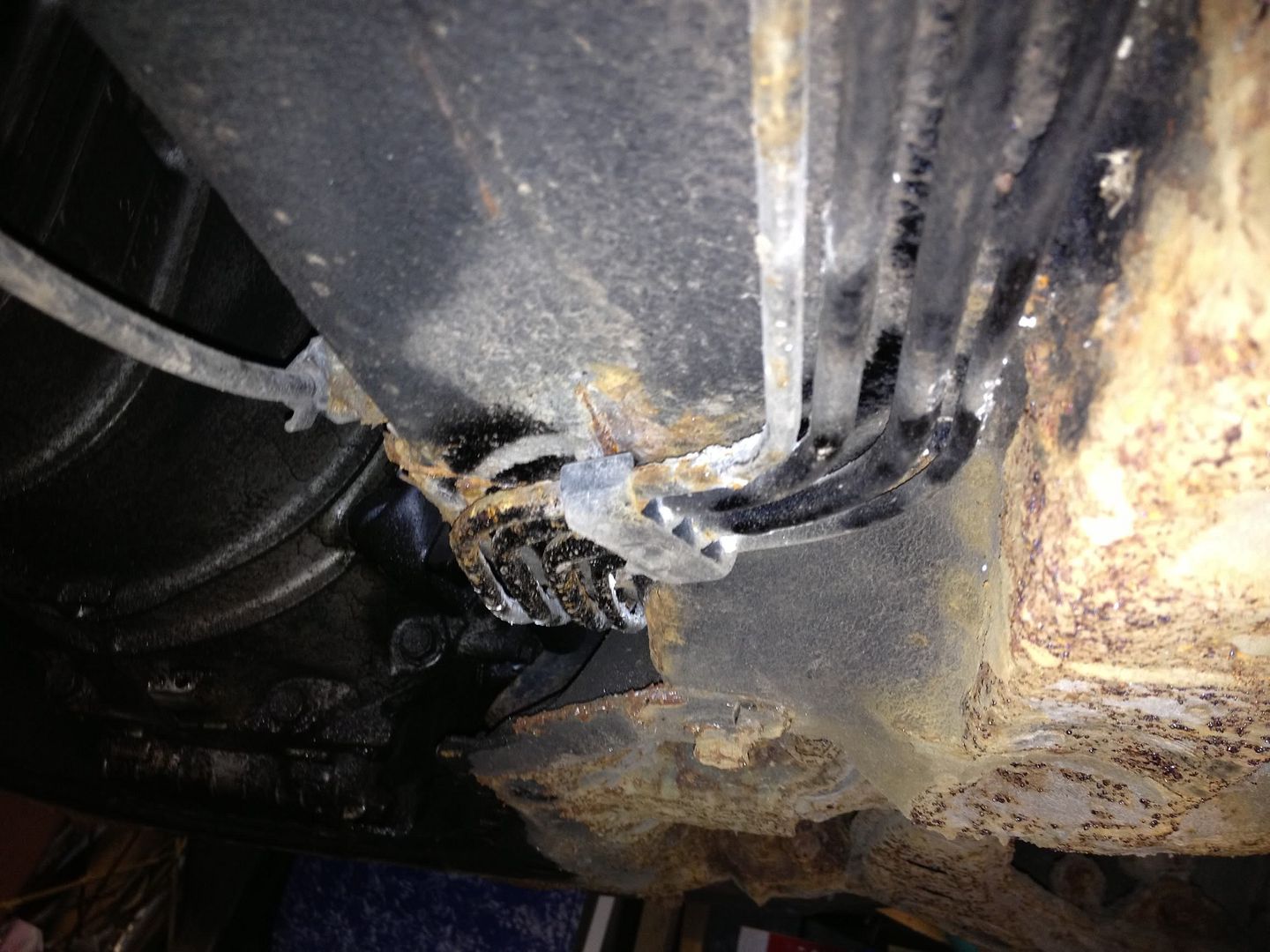 Corroded Brake Pipes? Or Just Surface Rust? Mazda MX5 Miata