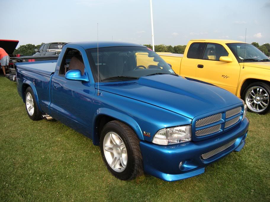 Dakota 6 1 2 Hard Tonneau Cover