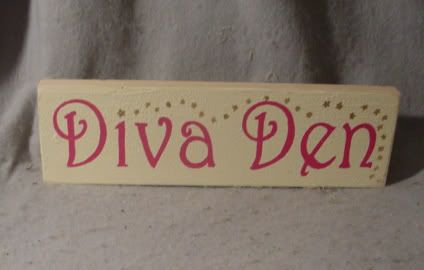 small diva den