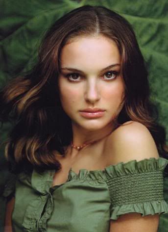 natalie portman star wars hot. She is so hot and she wants it