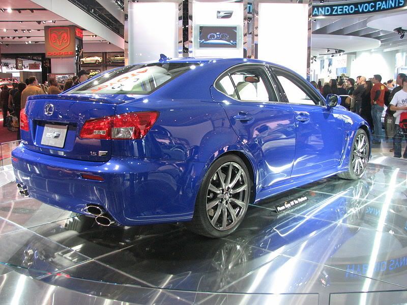 800px-Lexus_IS_F__07_NAIAS.jpg