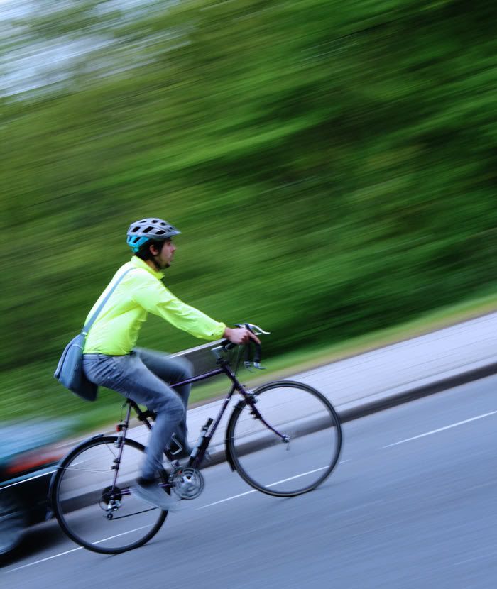 IMAGE: http://i263.photobucket.com/albums/ii142/modna/regents%20park/cyclist.jpg