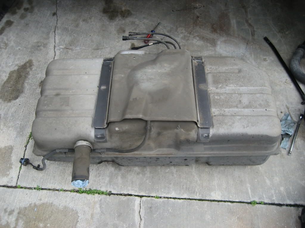 2008 toyota tundra 5 7 gas tank size #4