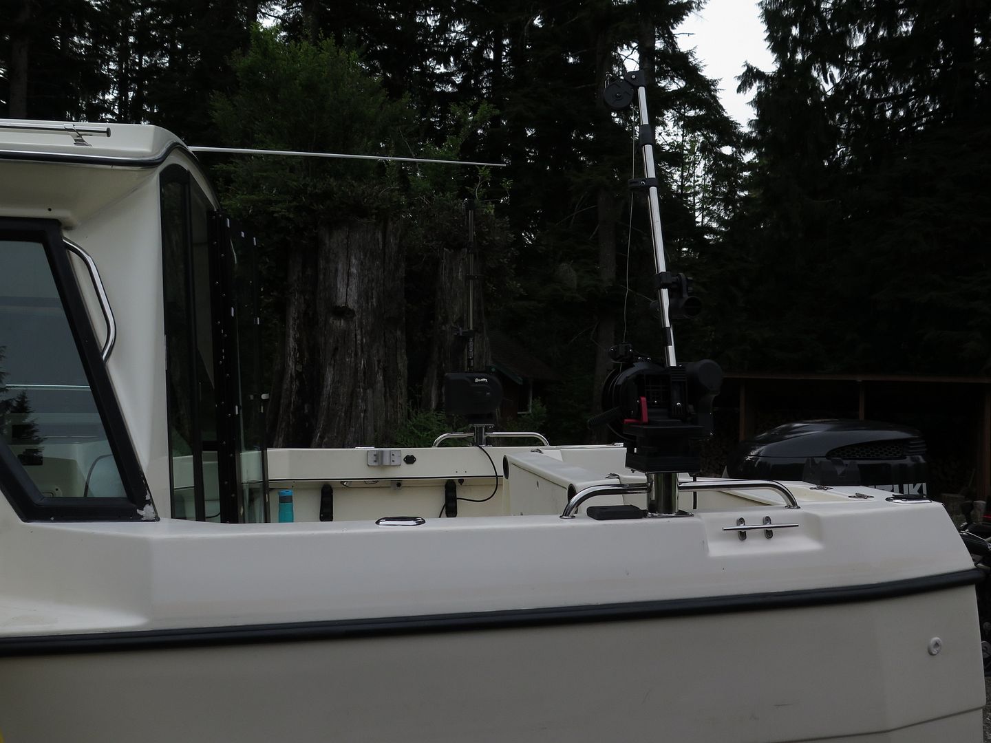 Scotty Downrigger mounting location