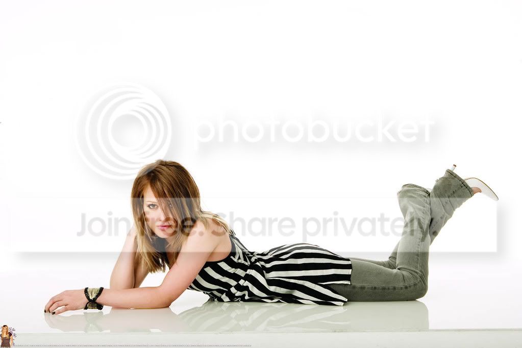 hilary_duff_sing_5_big.jpg