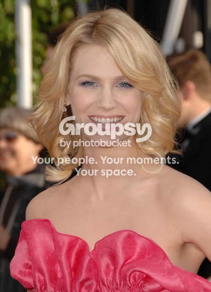 january-jones-02.jpg
