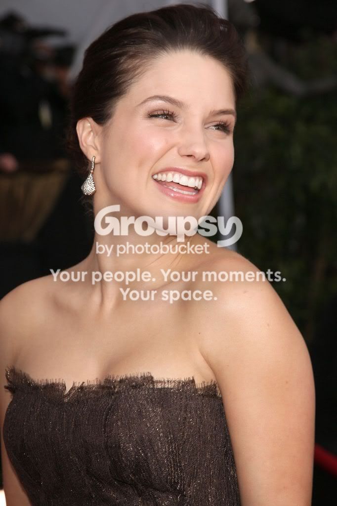 sophia-bush-02.jpg
